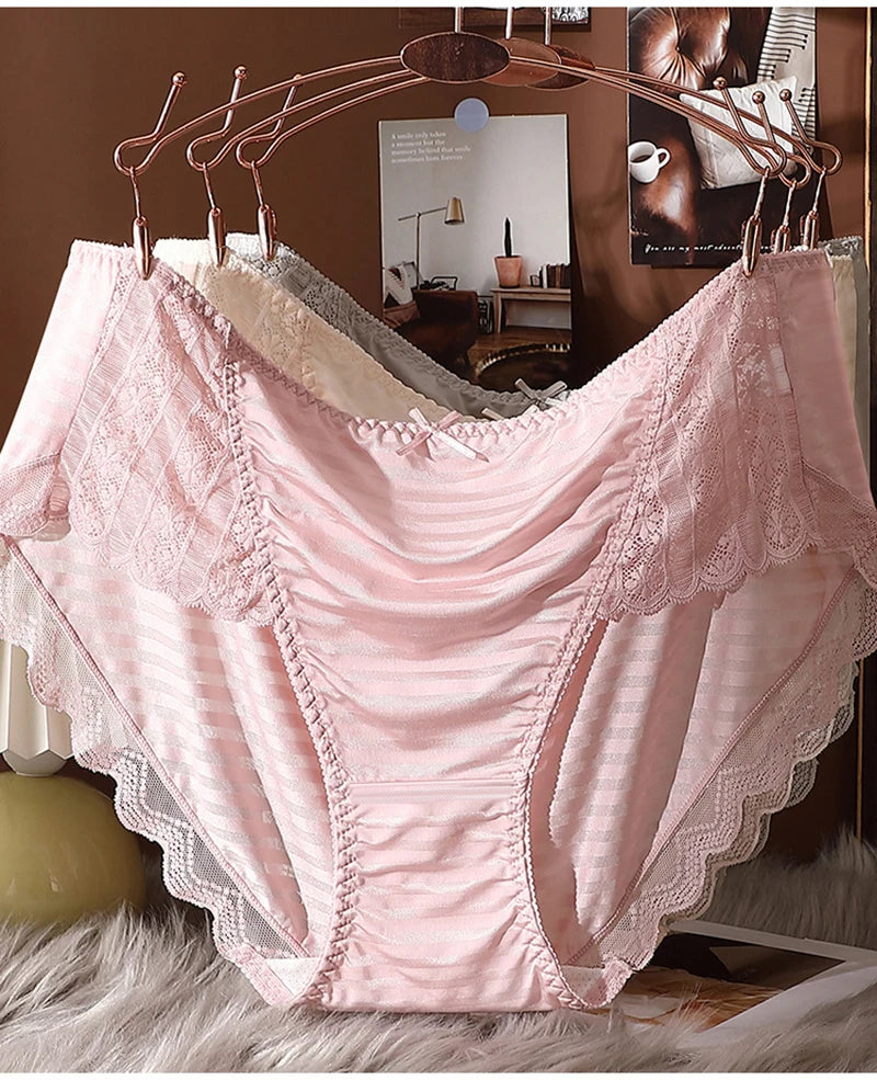 Plus Size Lace Briefs for Women – Sexy Hollow-Out Mid-Rise Underwear (XXL–5XL)